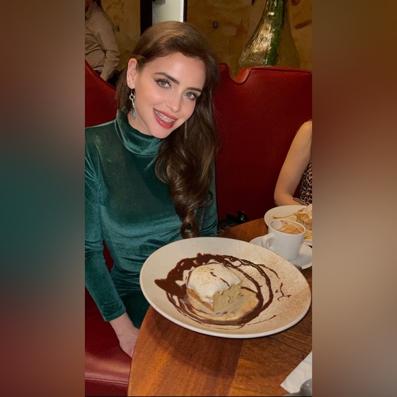 Green Velvet Mini Dress. Size Medium - Picture 14 of 15